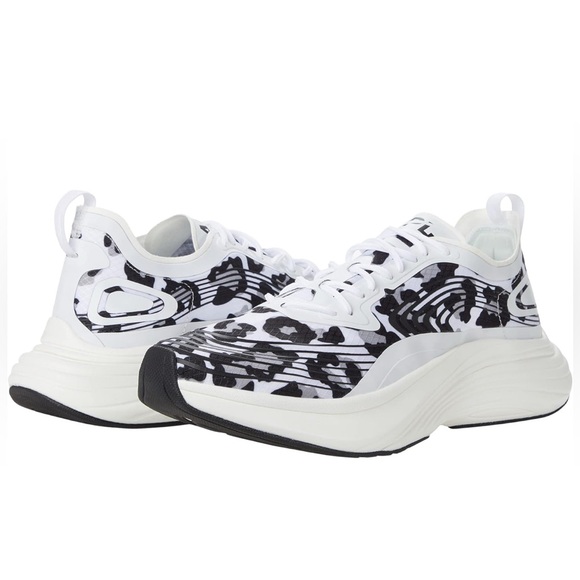 APL Shoes - APL Athletic Propulsion Labs | Streamline Sneaker | White/Black/Leopard | 8